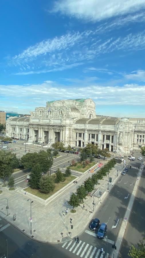 Ih Hotels Milano Centrale Guest House Luaran gambar