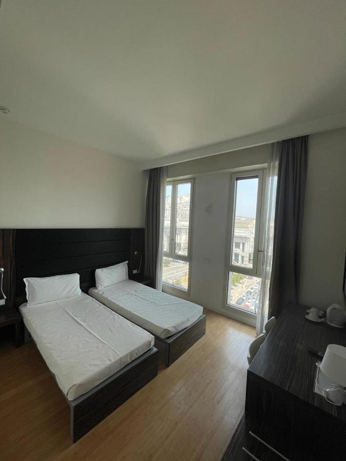 Ih Hotels Milano Centrale Guest House Luaran gambar