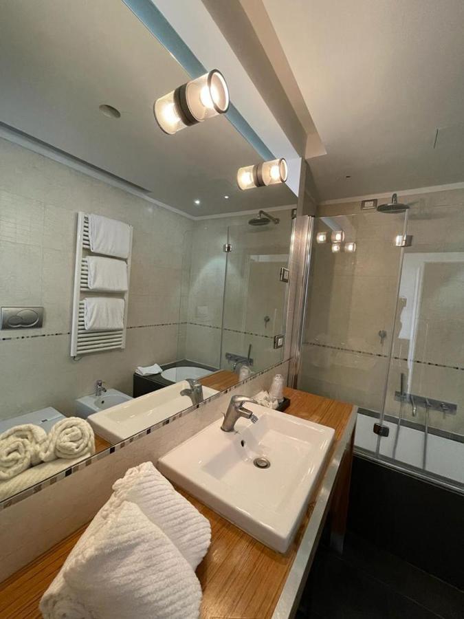 Ih Hotels Milano Centrale Guest House Luaran gambar