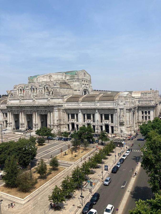 Ih Hotels Milano Centrale Guest House Luaran gambar