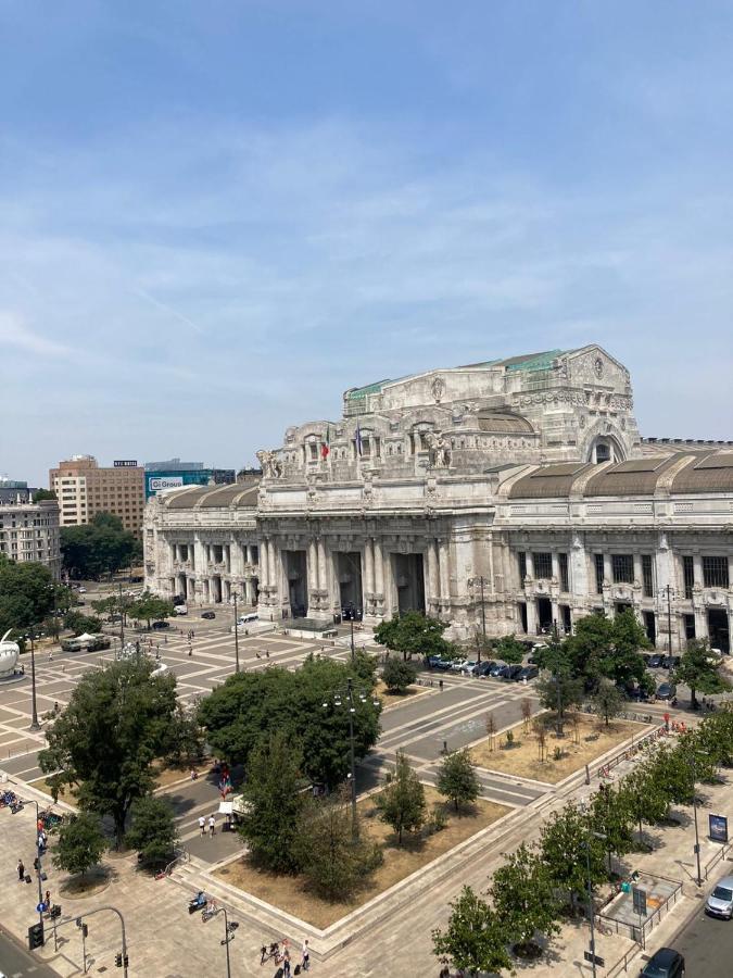 Ih Hotels Milano Centrale Guest House Luaran gambar